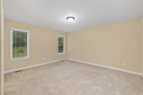 Tiny photo for 9308 Colchester Terrace, Fort Wayne, IN 46825 (MLS # 202633443)