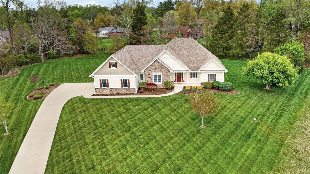 Photo of 2909 E Kylie Court, Bloomington, IN 47401 (MLS # 202613586)