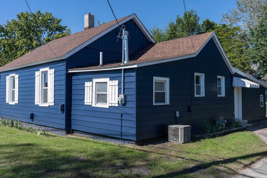 Photo of 401 Keller Avenue, North Judson, IN 46366 (MLS # 202639979)