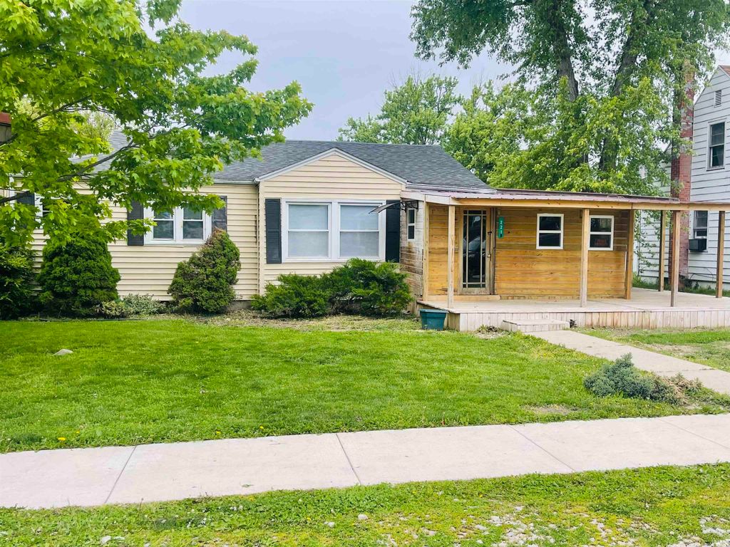 Photo of 221 S D Street, Gas City, IN 46933 (MLS # 202618758)