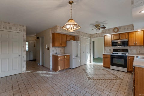 Tiny photo for 51981 Hedge Lane, Granger, IN 46530 (MLS # 202643560)