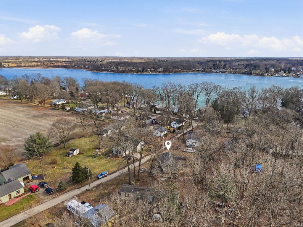 Photo of 6420 N 175 W Street, Howe, IN 46746 (MLS # 202606434)