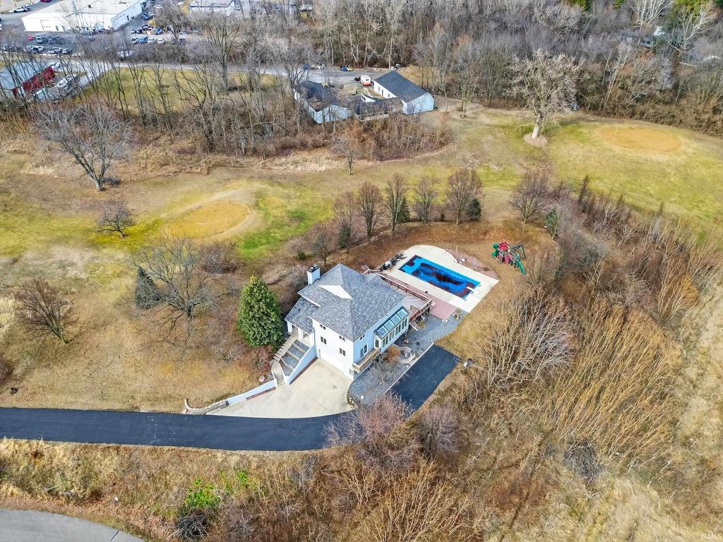 Photo of 820 Golden Bear Terrace, Logansport, IN 46947 (MLS # 202605793)