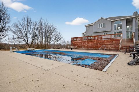 Tiny photo for 820 Golden Bear Terrace, Logansport, IN 46947 (MLS # 202605793)