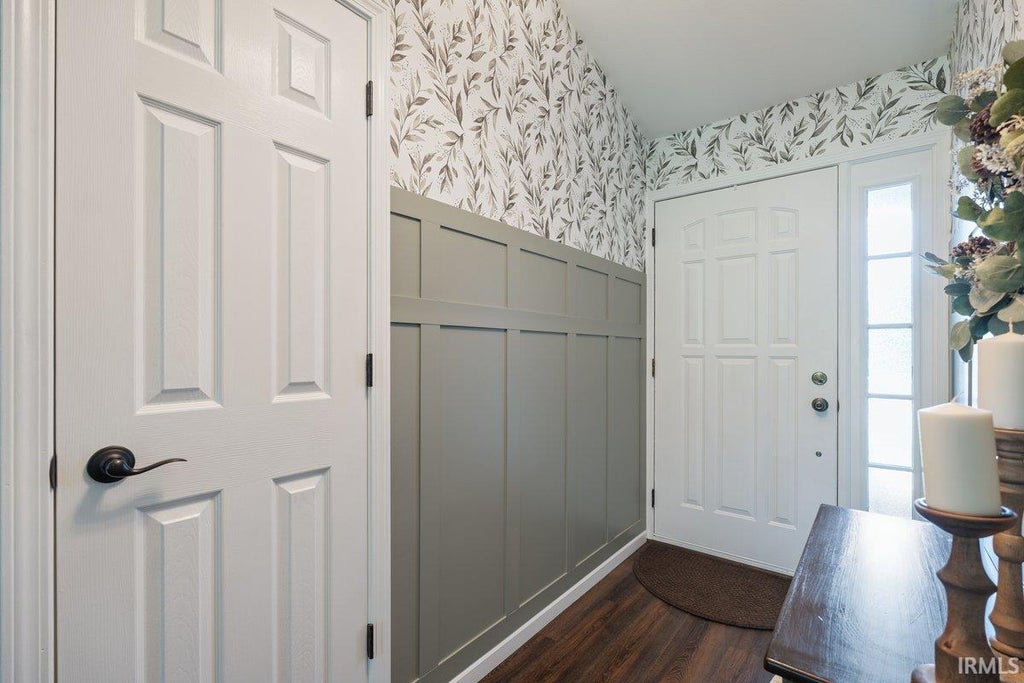 Photo of 18765 Madison Court, Goshen, IN 46528 (MLS # 202625050)