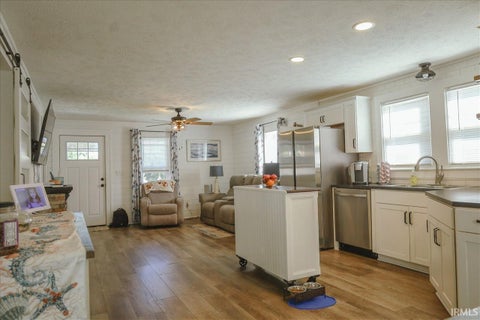 Tiny photo for 231 E Oak Street, Lynnville, IN 47619 (MLS # 202643574)