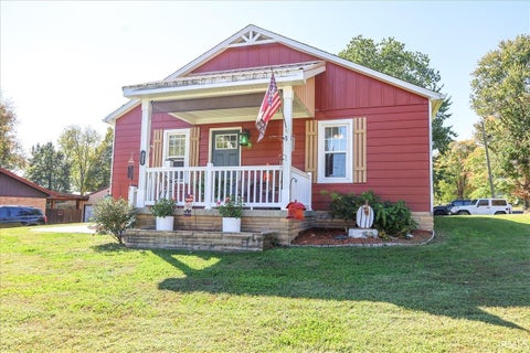 Tiny photo for 231 E Oak Street, Lynnville, IN 47619 (MLS # 202643574)