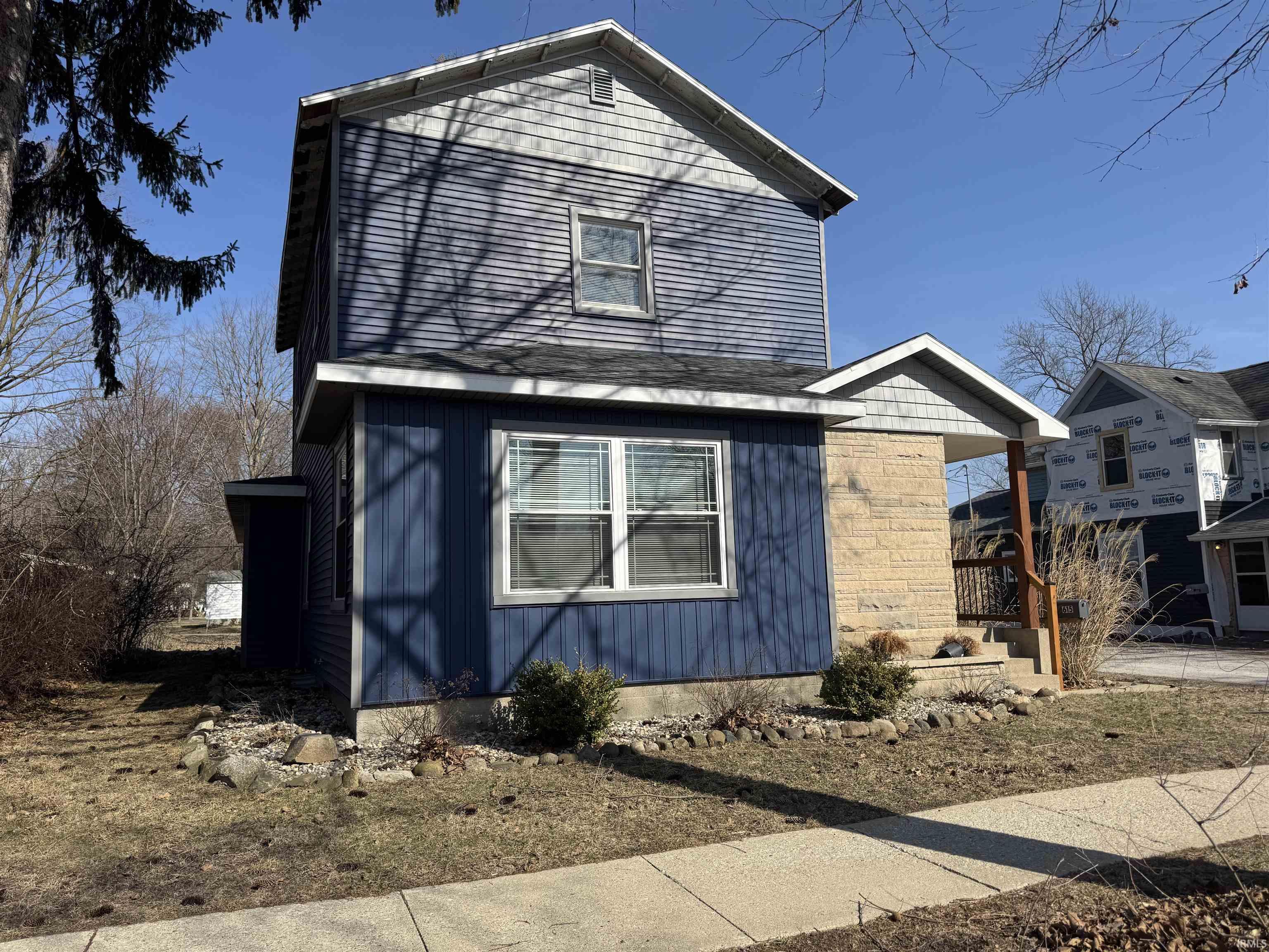 Listing image 1