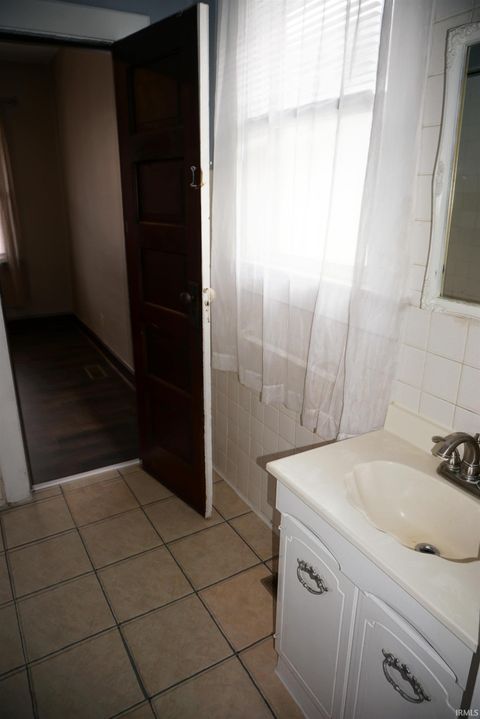 Tiny photo for 417 Keck Avenue, Evansville, IN 47711 (MLS # 202615075)