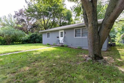Tiny photo for 149 Union Street, Elkhart, IN 46516 (MLS # 202633967)