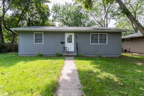 Photo of 149 Union Street, Elkhart, IN 46516 (MLS # 202633967)