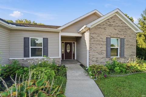 Tiny photo for 1709 Sandstone Court, Lafayette, IN 47909 (MLS # 202636869)