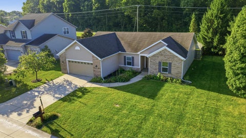 Photo of 1709 Sandstone Court, Lafayette, IN 47909 (MLS # 202636869)