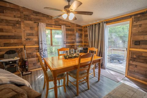 Tiny photo for 7162 E Washburn Drive, Monticello, IN 47960 (MLS # 202548838)