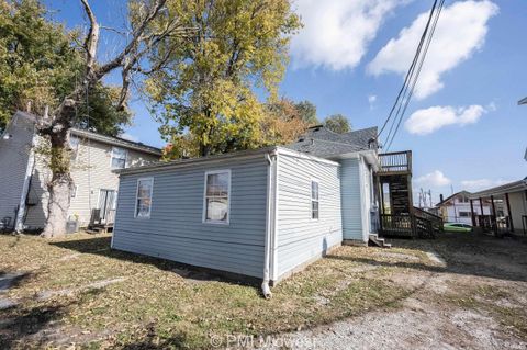 Tiny photo for 921 S Buckeye Street, Kokomo, IN 46901 (MLS # 202601570)