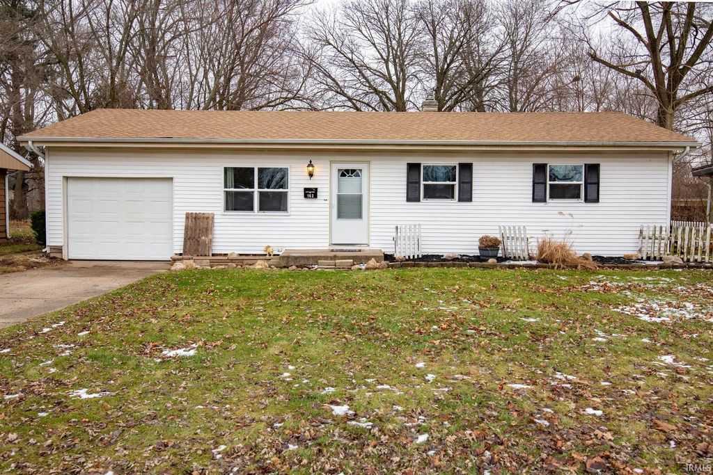 Photo of 162 Home Avenue, Elkhart, IN 46516 (MLS # 202601484)