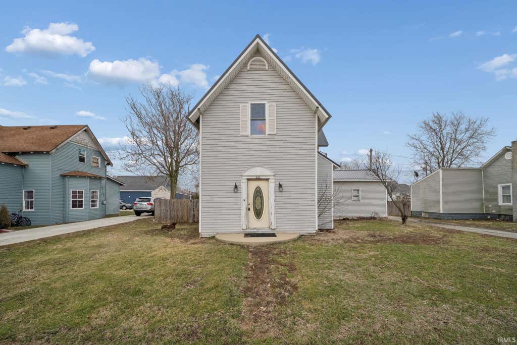 Photo of 653 N Gentry Street, Frankfort, IN 46041 (MLS # 202634180)