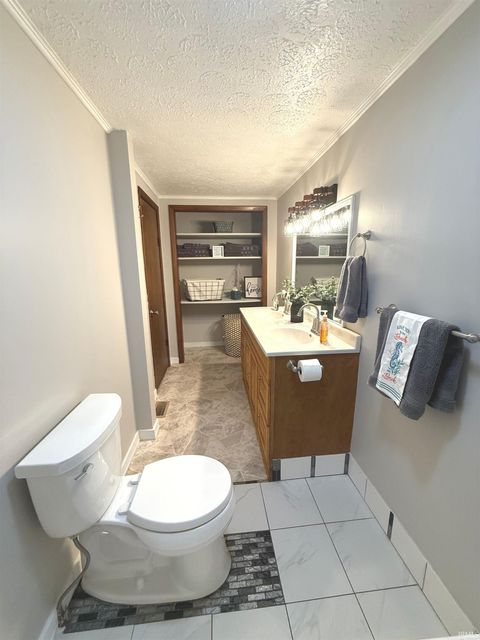 Tiny photo for 2655 S Brown Chapel Road, Boonville, IN 47601 (MLS # 202607040)