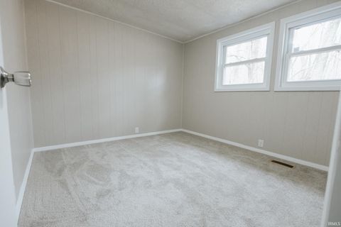 Tiny photo for 2655 S Brown Chapel Road, Boonville, IN 47601 (MLS # 202607040)