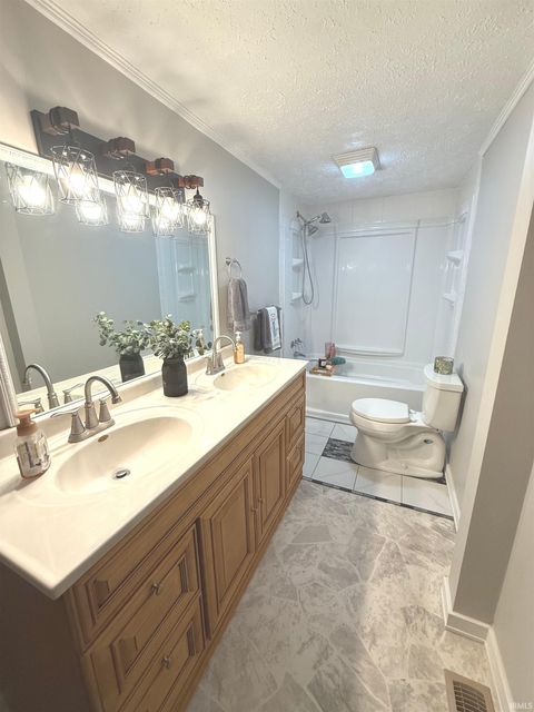 Tiny photo for 2655 S Brown Chapel Road, Boonville, IN 47601 (MLS # 202607040)