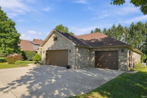 Tiny photo for 5600 W Sun Point Drive, Muncie, IN 47304 (MLS # 202640290)