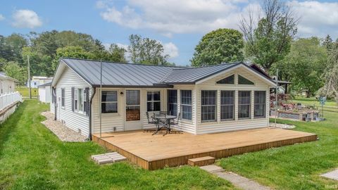 Photo of 1823 S 445 E Royer Lake, Lagrange, IN 46761 (MLS # 202619838)
