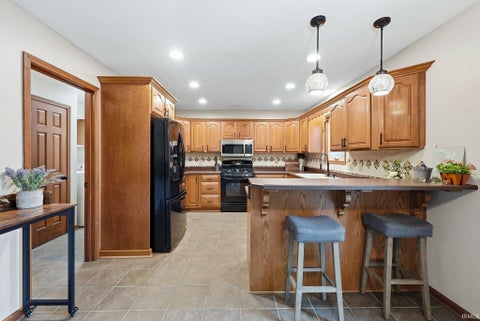 Tiny photo for 1686 E Brookside Trail, Columbia City, IN 46725 (MLS # 202643732)
