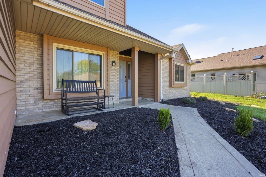 Photo of 1686 E Brookside Trail, Columbia City, IN 46725 (MLS # 202643732)