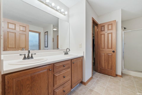 Tiny photo for 1686 E Brookside Trail, Columbia City, IN 46725 (MLS # 202643732)