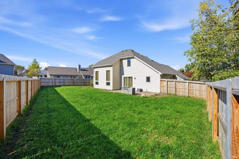 Tiny photo for 1686 E Brookside Trail, Columbia City, IN 46725 (MLS # 202643732)