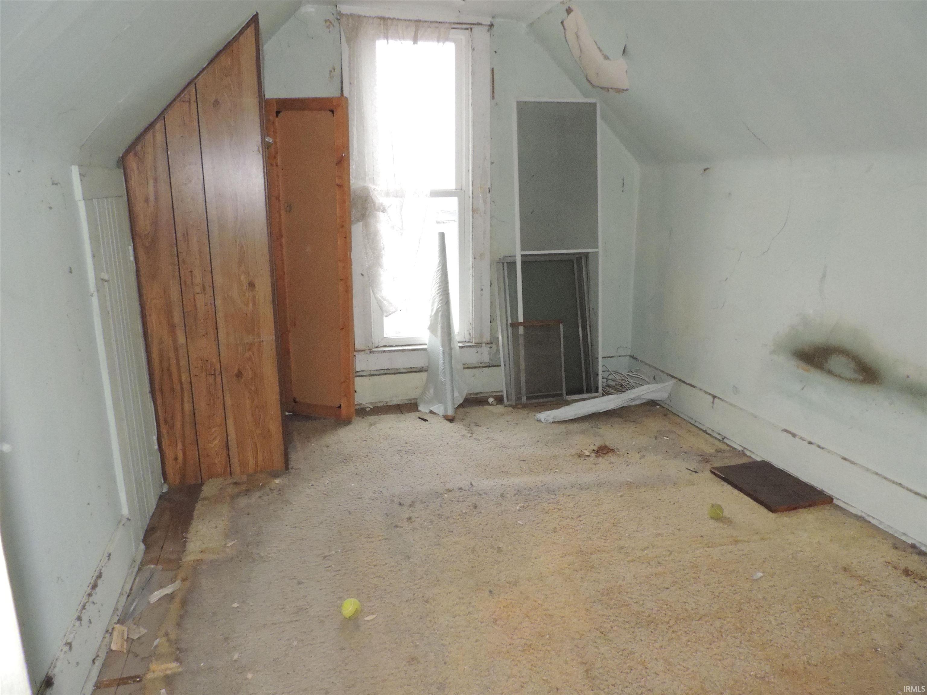 Frankfort, Indiana 46041, United States, 3 Bedrooms Bedrooms, ,1 BathroomBathrooms,Residential,Active,248169