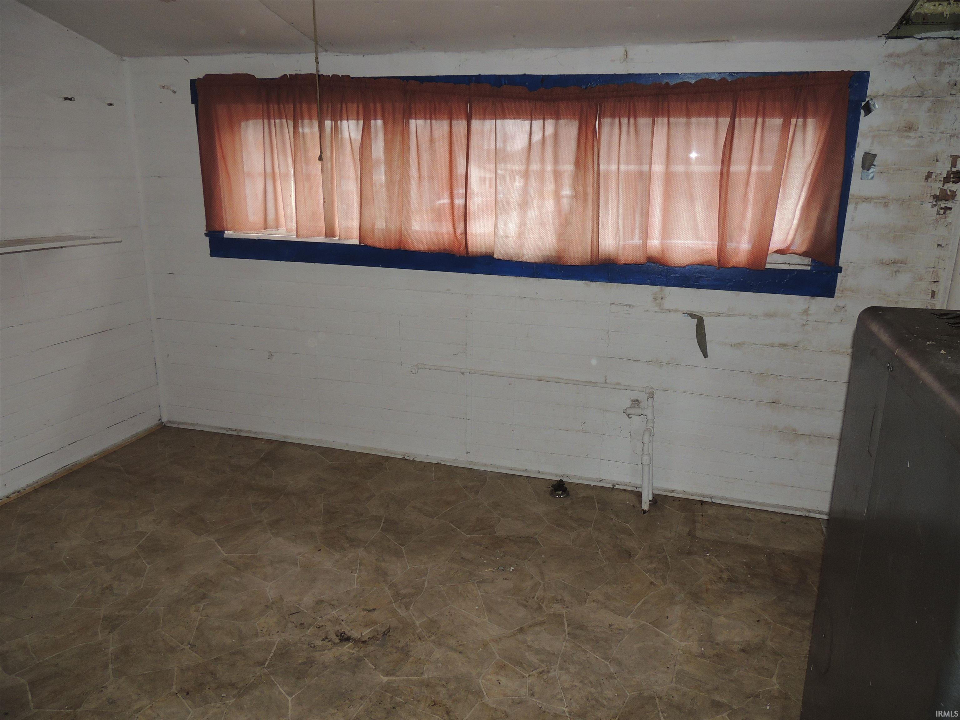 Frankfort, Indiana 46041, United States, 3 Bedrooms Bedrooms, ,1 BathroomBathrooms,Residential,Active,248169