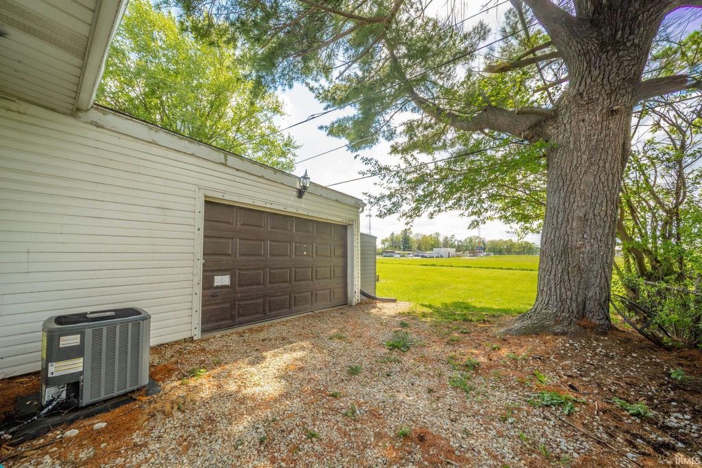 Photo of 3505 S Ebright Street, Muncie, IN 47302 (MLS # 202616219)