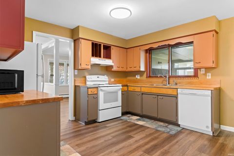 Tiny photo for 211 Lody Lane, Kokomo, IN 46901 (MLS # 202618173)