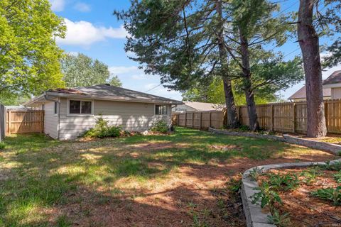 Tiny photo for 211 Lody Lane, Kokomo, IN 46901 (MLS # 202618173)