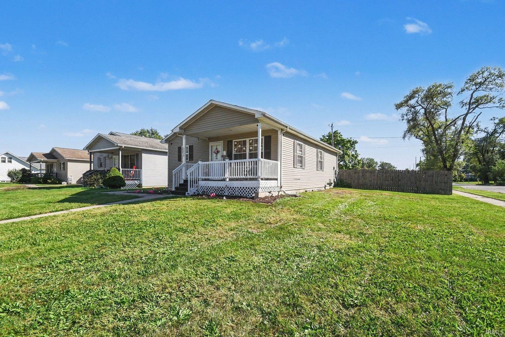 Photo of 2432 Linden Avenue, South Bend, IN 46628 (MLS # 202640321)