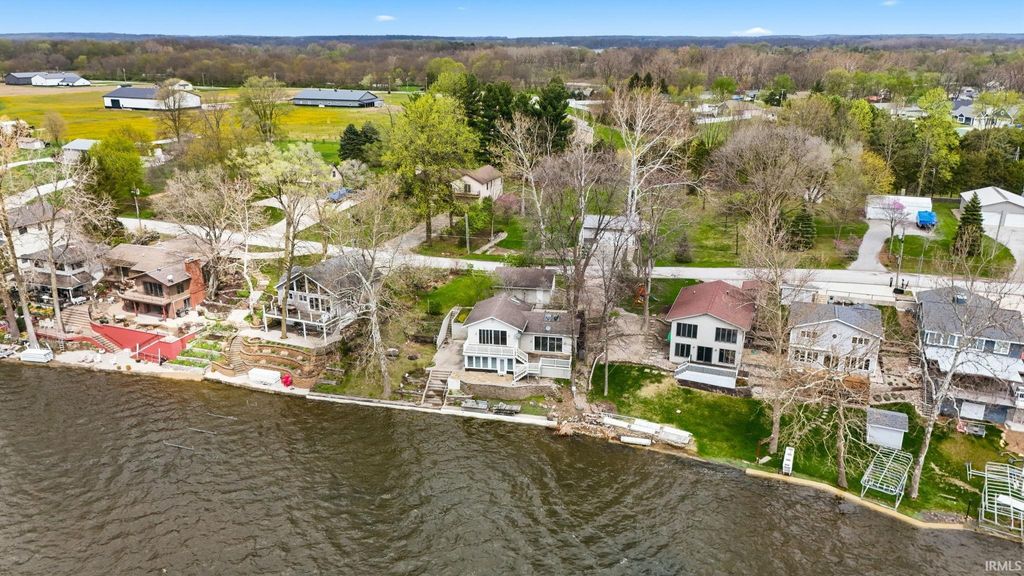 Photo of 83 Ems B40a Lane, Leesburg, IN 46538 (MLS # 202614022)