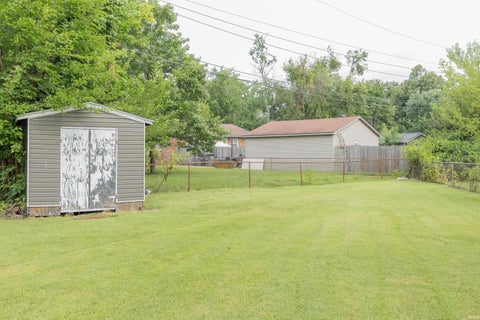Tiny photo for 2812 Sandee Acres Court, Evansville, IN 47714 (MLS # 202627784)