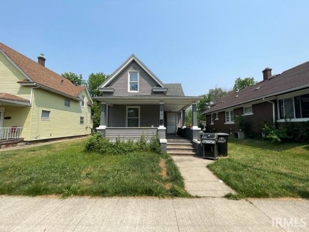Photo of 418 Studebaker Street, South Bend, IN 46628 (MLS # 202538973)
