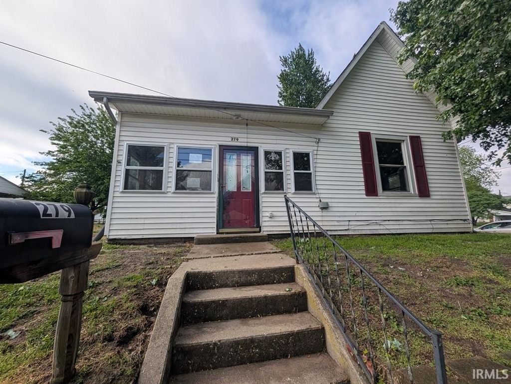Photo of 279 W Spring Street, Bloomfield, IN 47424 (MLS # 202616830)