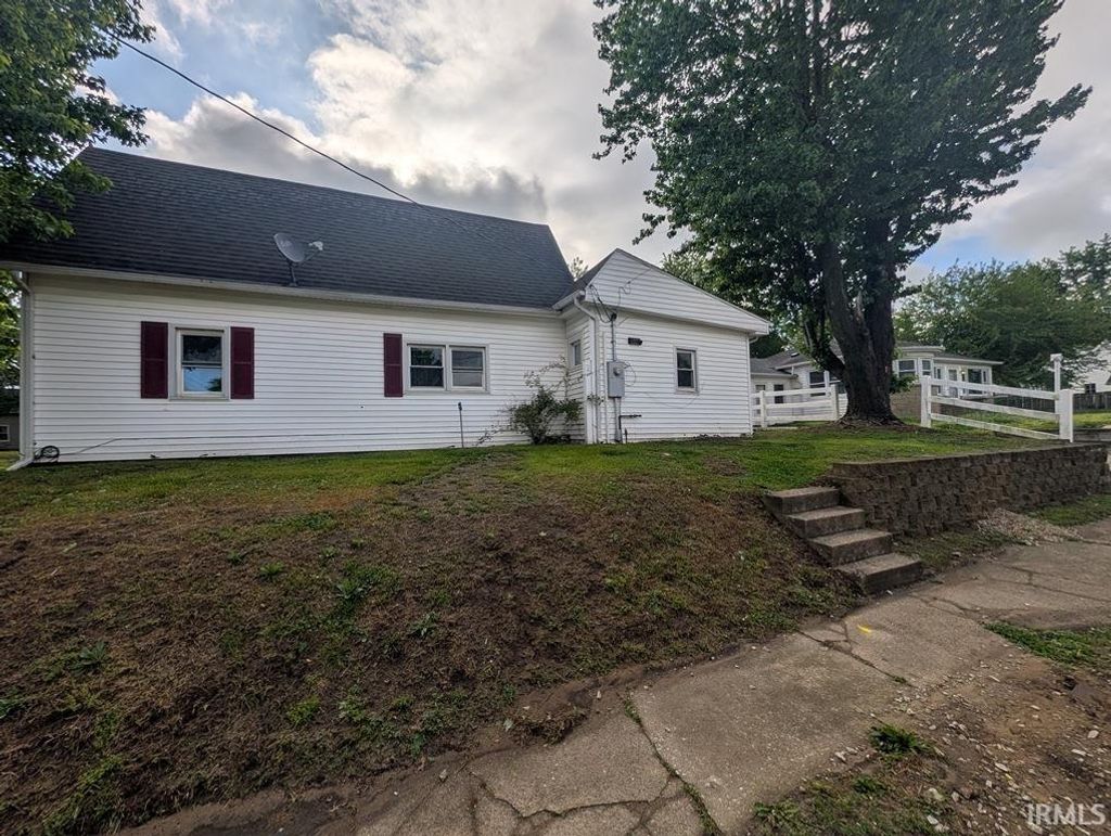 Photo of 279 W Spring Street, Bloomfield, IN 47424 (MLS # 202616830)