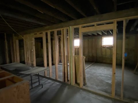 Tiny photo for 105 N Mckee Street, Macy, IN 46951 (MLS # 202547794)