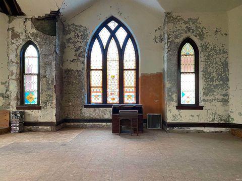 Tiny photo for 105 N Mckee Street, Macy, IN 46951 (MLS # 202547794)