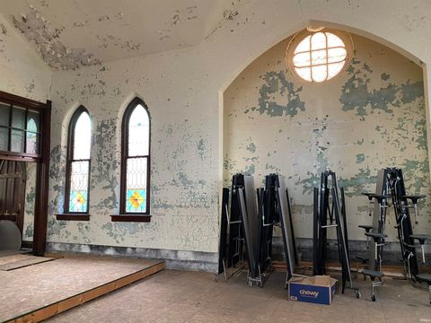 Tiny photo for 105 N Mckee Street, Macy, IN 46951 (MLS # 202547794)