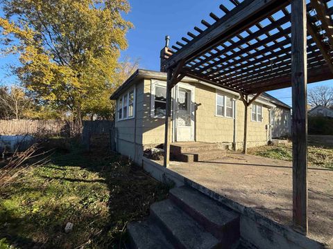 Tiny photo for 6671 N CR 525 W Road, Middletown, IN 47356 (MLS # 202545193)