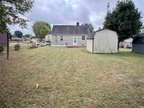 Tiny photo for 816 E Dixon Street, Kokomo, IN 46901 (MLS # 202540675)