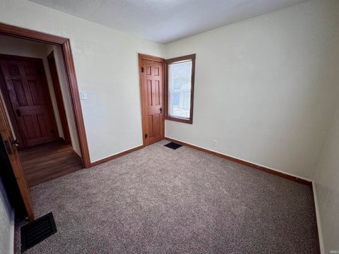Tiny photo for 816 E Dixon Street, Kokomo, IN 46901 (MLS # 202540675)