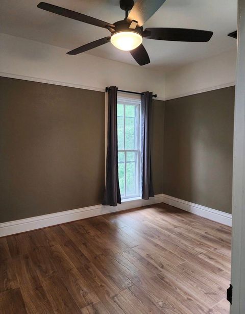 Tiny photo for 226 Lafontaine Street, Huntington, IN 46750 (MLS # 202618570)