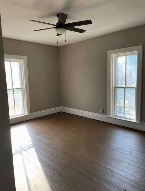 Tiny photo for 226 Lafontaine Street, Huntington, IN 46750 (MLS # 202618570)