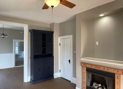 Tiny photo for 226 Lafontaine Street, Huntington, IN 46750 (MLS # 202618570)